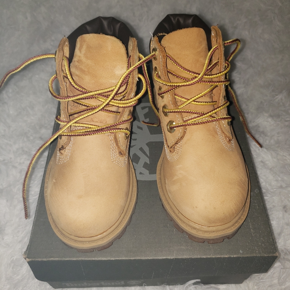 Unisex boots